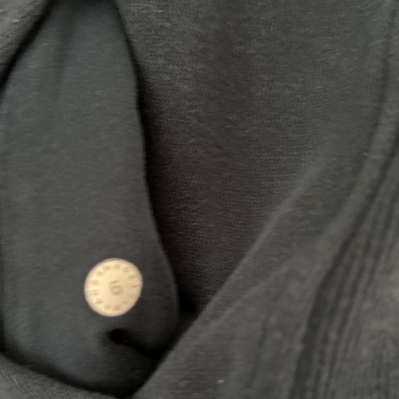 Lululemon GUC Scuba Hoodie Teal Blue Size 6 - Picture 2 of 3